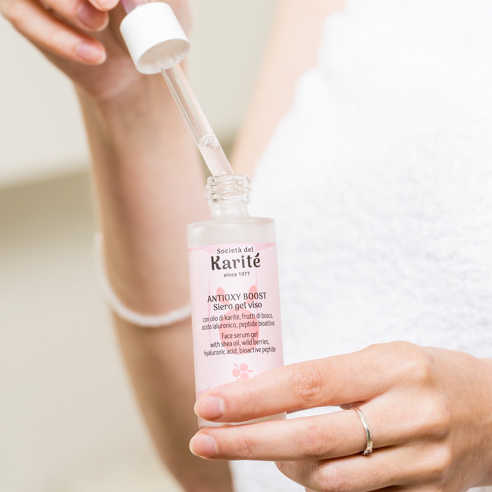 Karité e Frutti di bosco - ANTIOXY BOOST siero gel viso (30 ml)