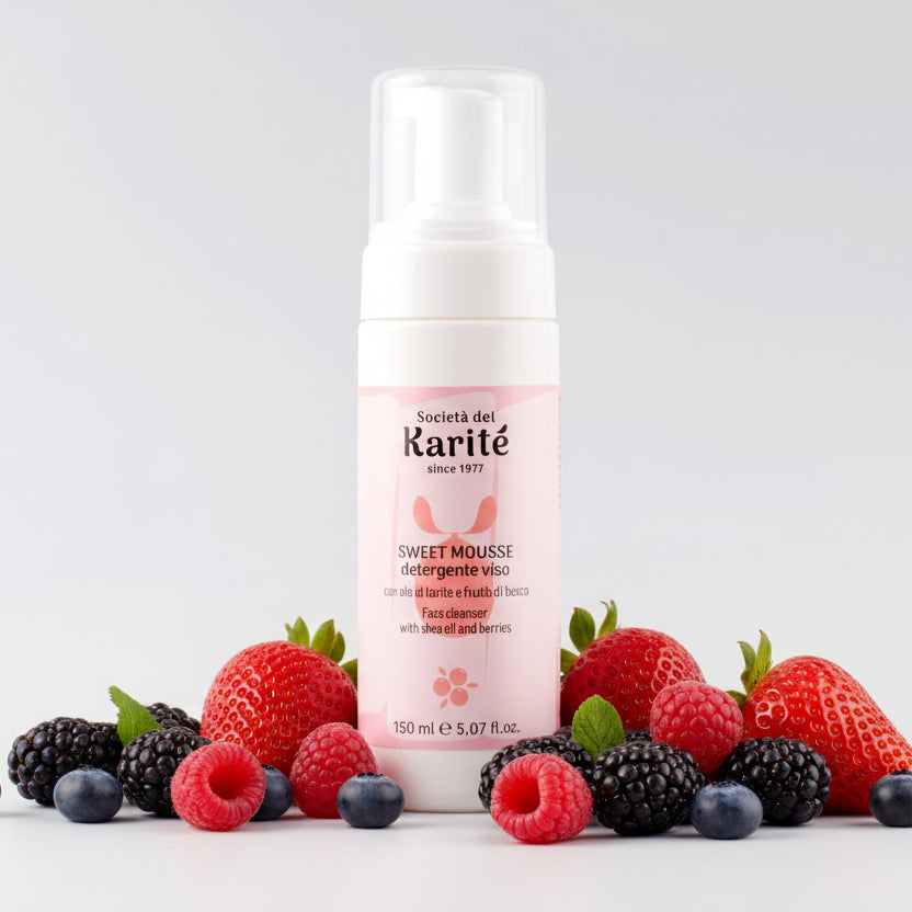Karité e Frutti di bosco - SWEET MOUSSE detergente viso (150 ml)